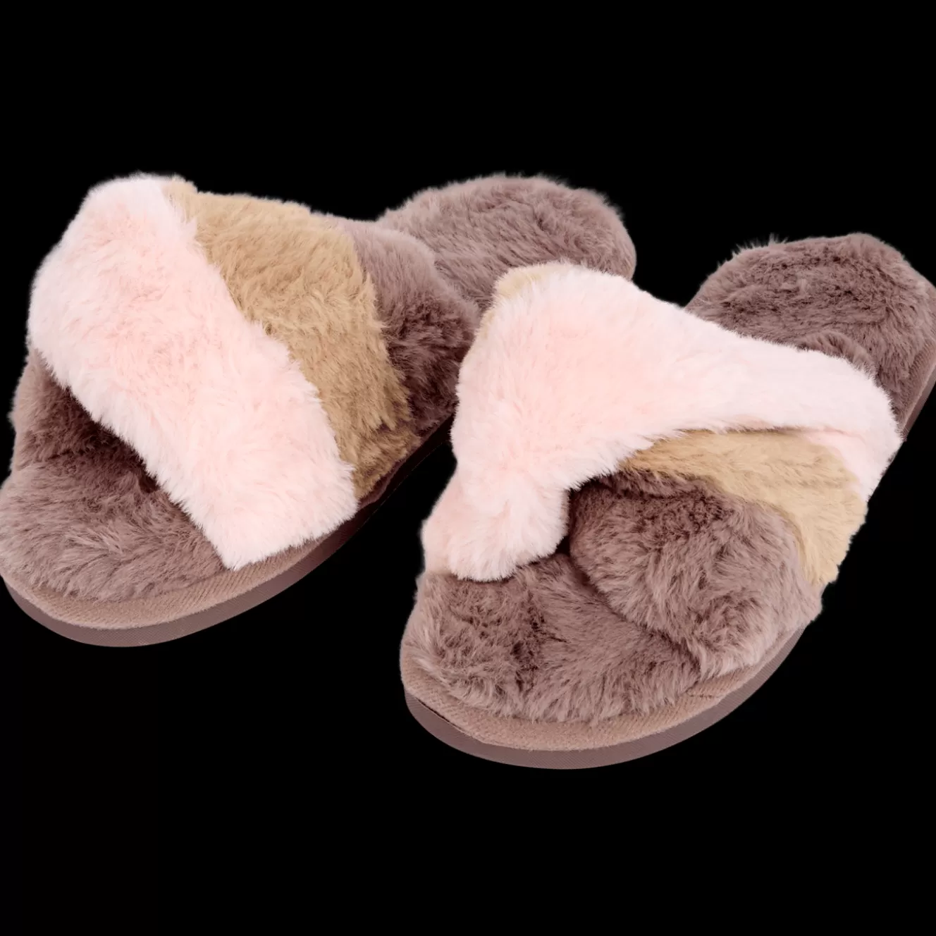 Action Fluffy slippers